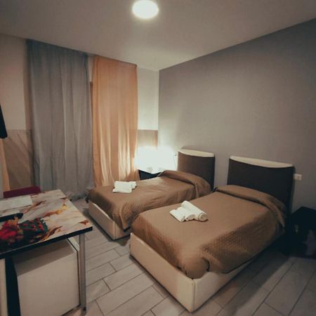 Bed and Breakfast Neapolis Center Екстер'єр фото