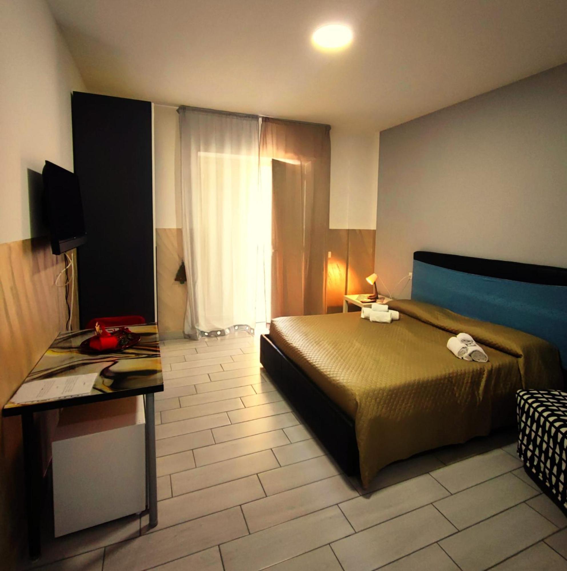Bed and Breakfast Neapolis Center Екстер'єр фото