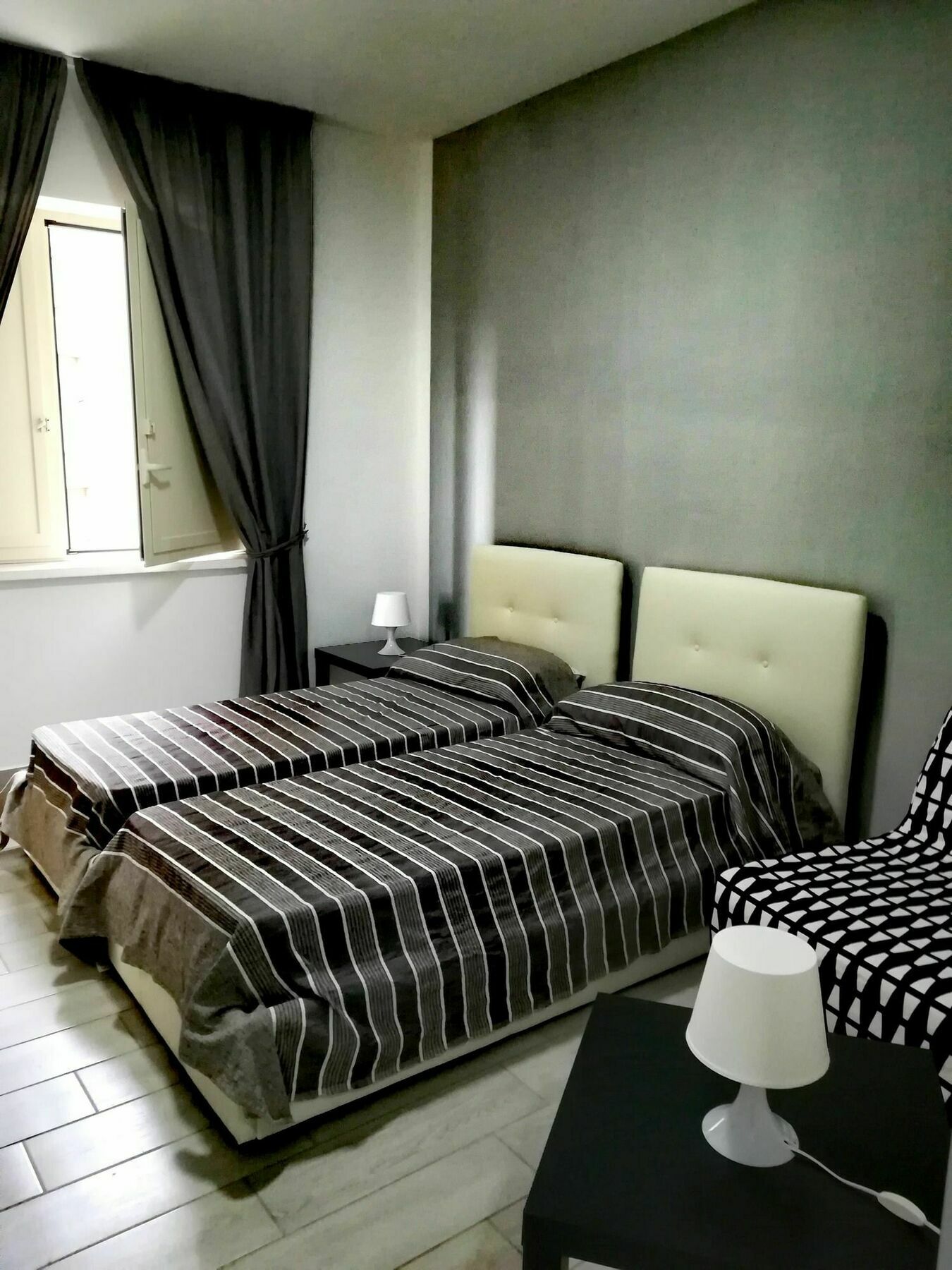 Bed and Breakfast Neapolis Center Екстер'єр фото