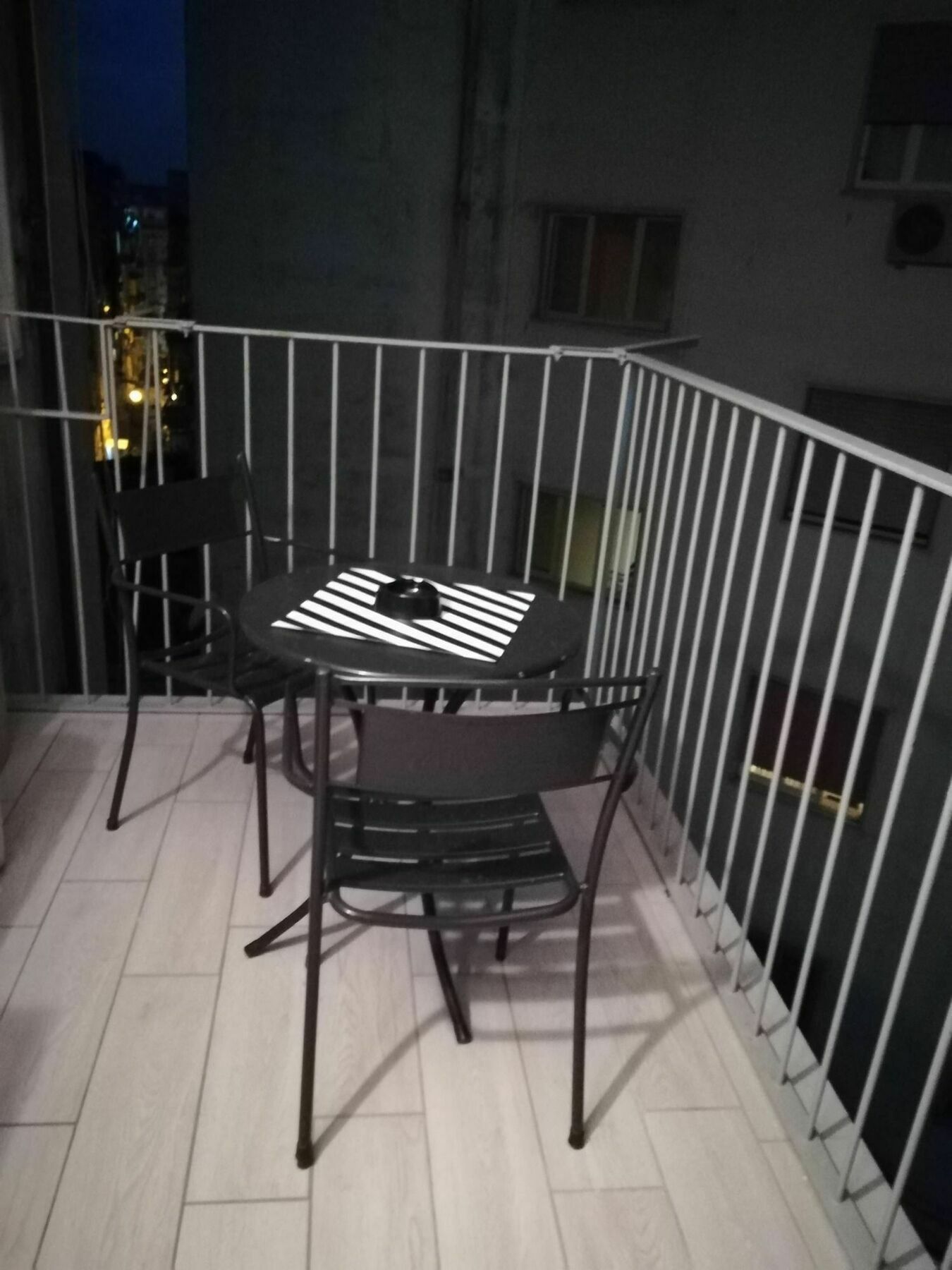 Bed and Breakfast Neapolis Center Екстер'єр фото