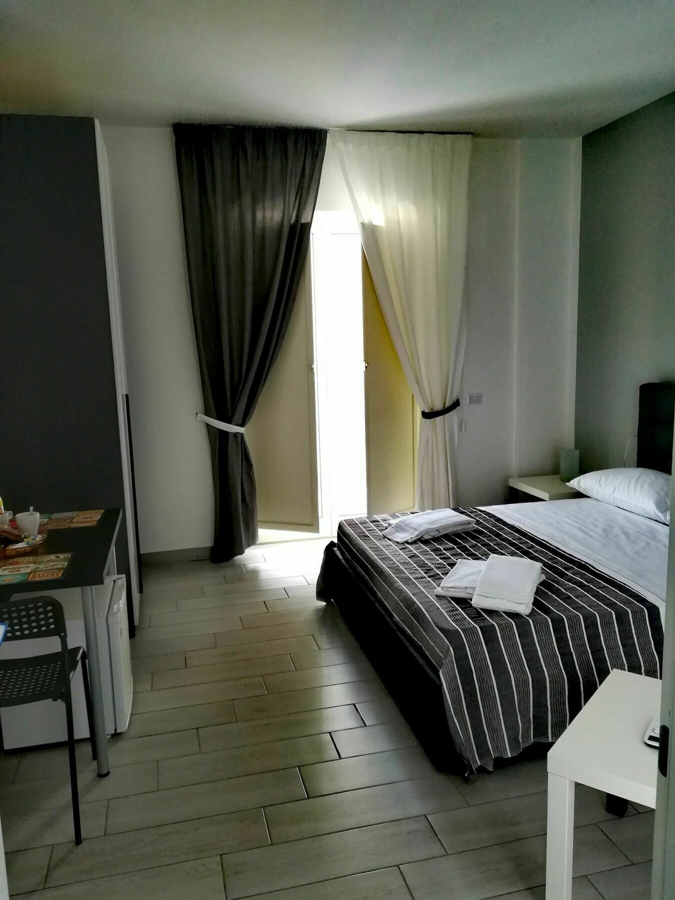 Bed and Breakfast Neapolis Center Екстер'єр фото