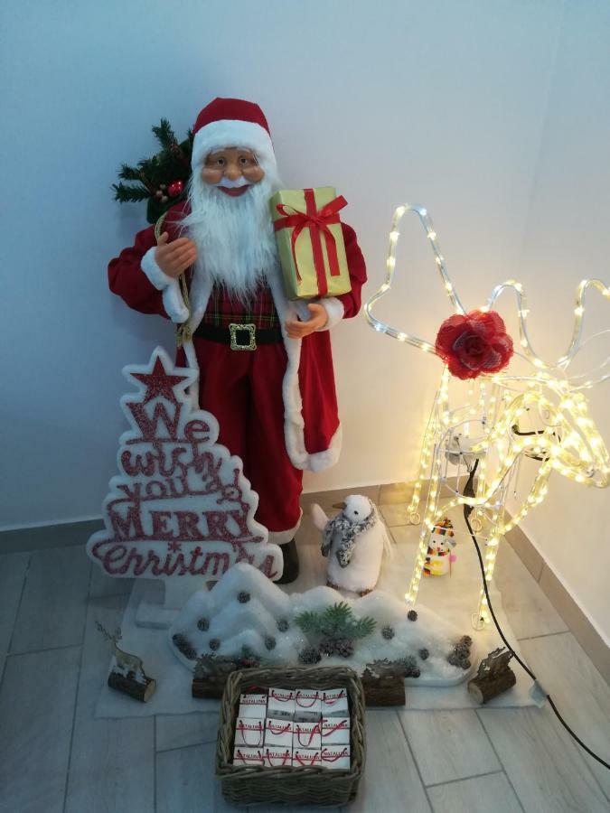 Bed and Breakfast Neapolis Center Екстер'єр фото