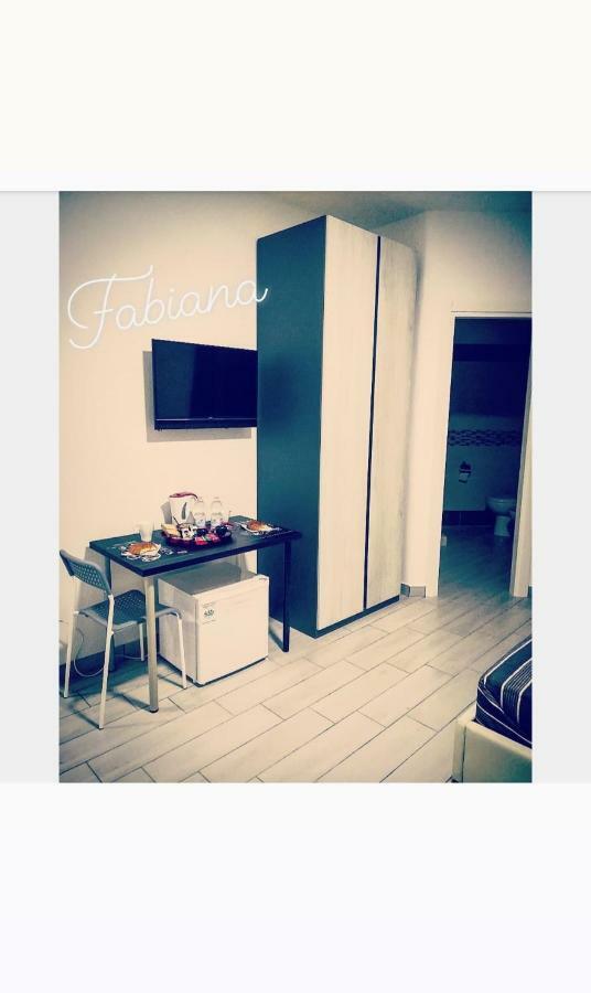 Bed and Breakfast Neapolis Center Екстер'єр фото