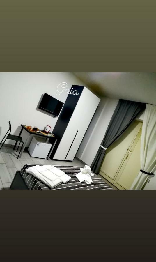 Bed and Breakfast Neapolis Center Екстер'єр фото