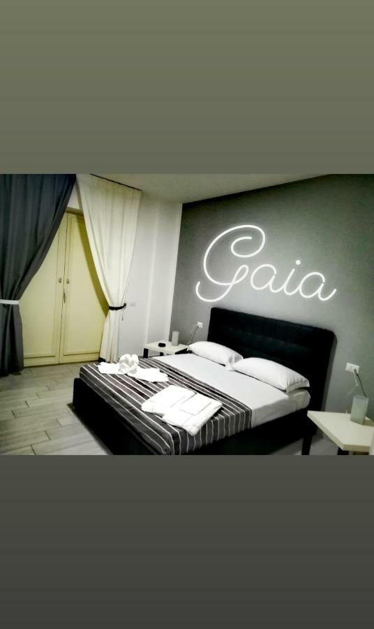 Bed and Breakfast Neapolis Center Екстер'єр фото